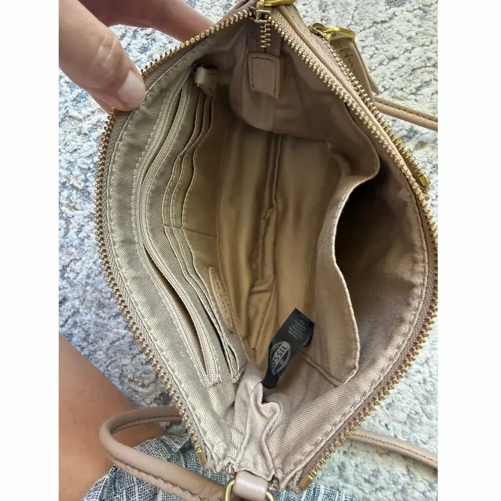 Fossil Erin Top Zip Tan Pebbled Genuine Leather Small Crossbody Bag